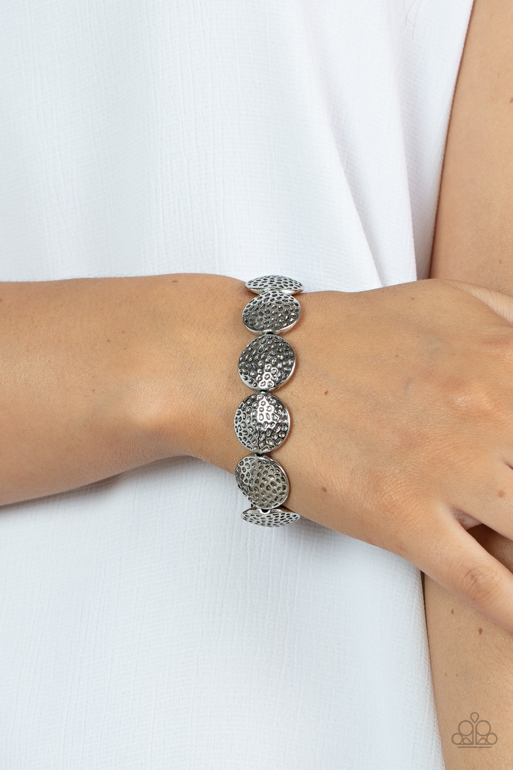 Ancient Animal - Silver - Paparazzi Bracelet