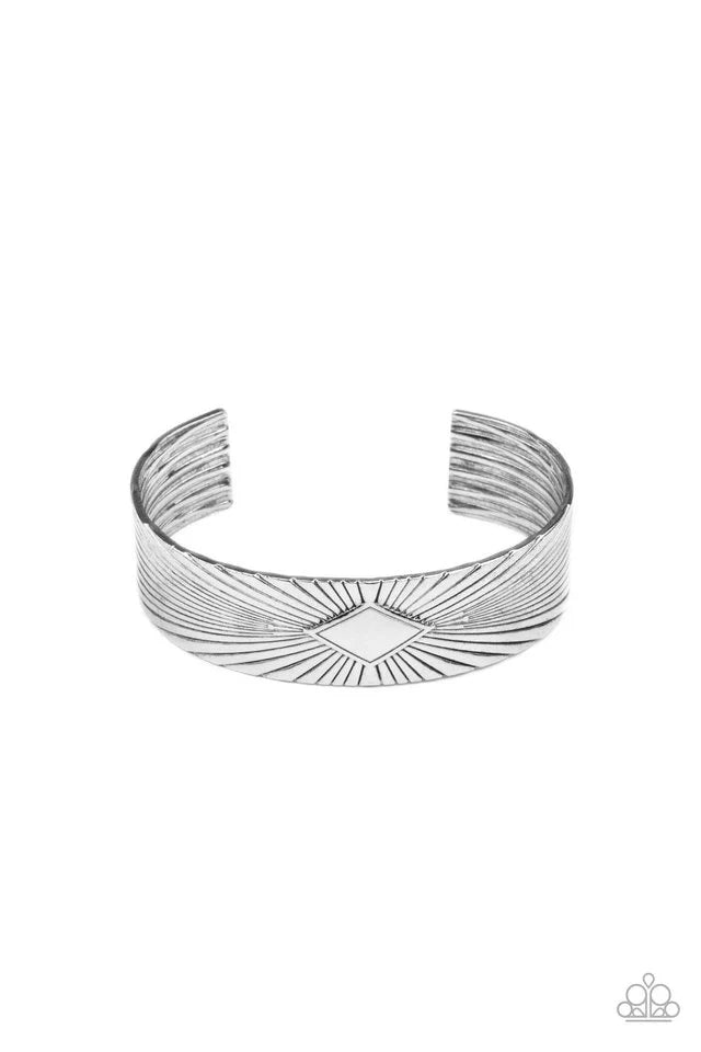 Paparazzi Cuff Bracelet ~ Magnate Mecca - Silver