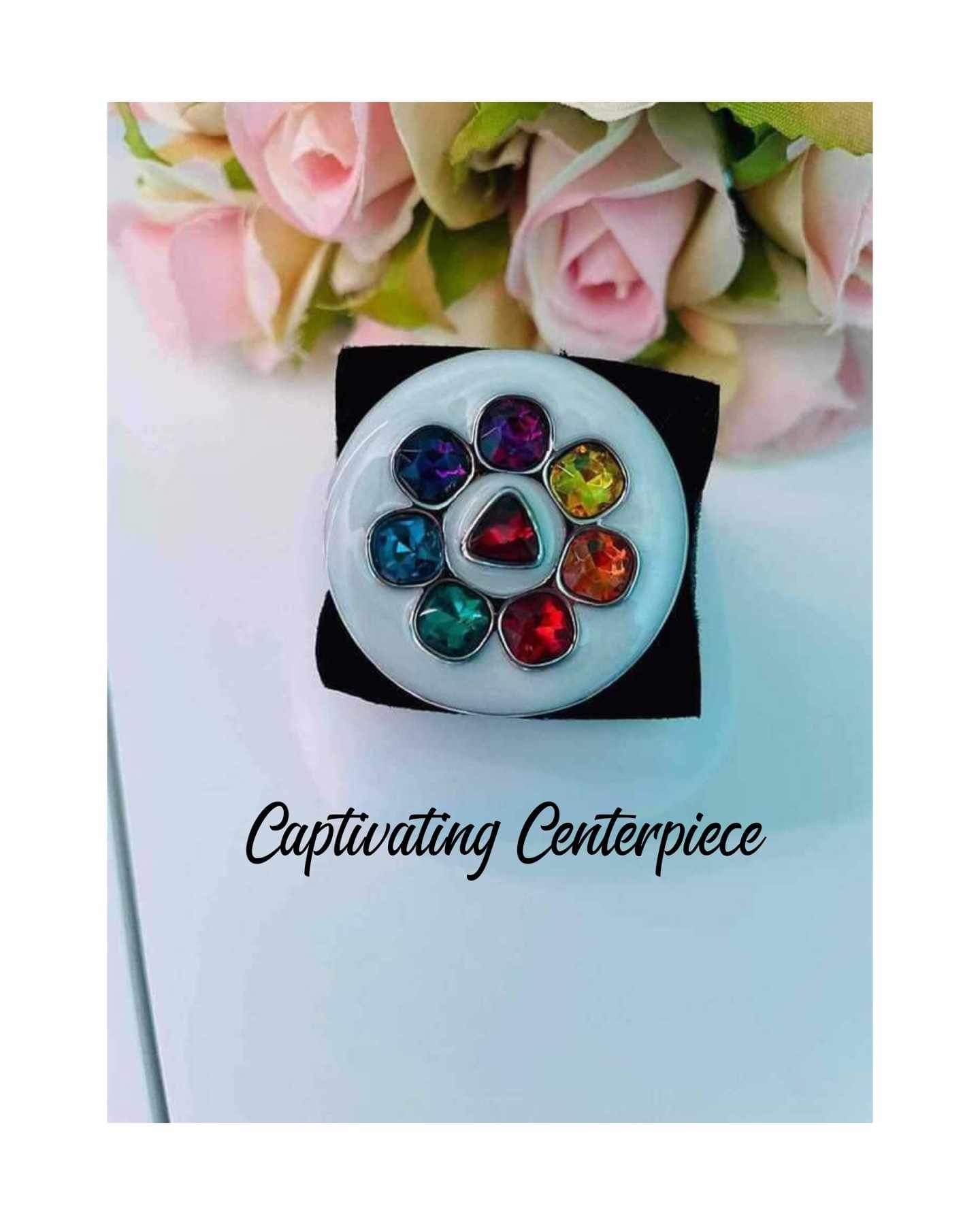 CAPTIVATING CENTERPIECE - MULTI Paprazzi Ring