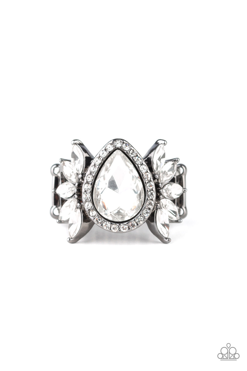 Really Regal - Black Ring Paparazzi