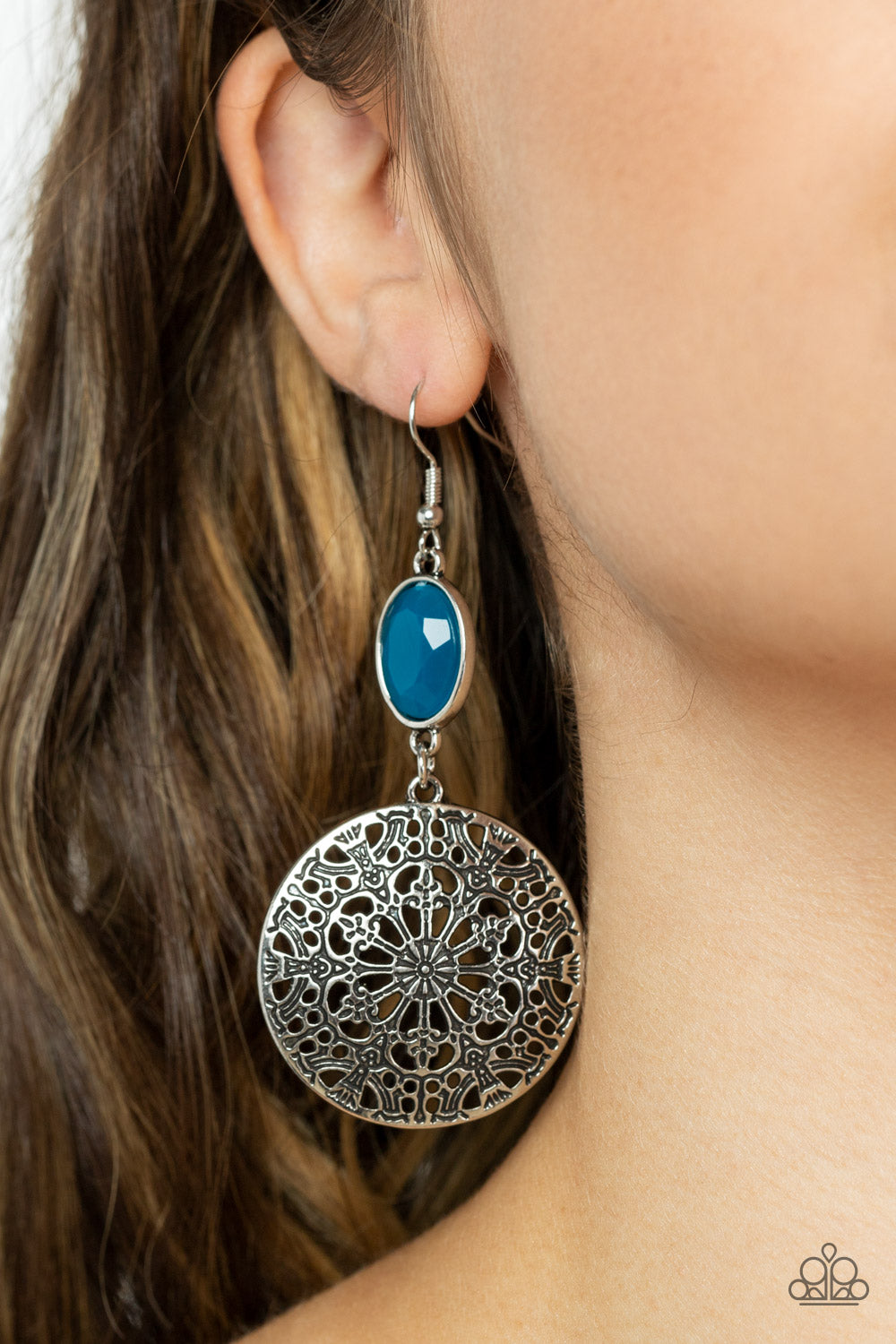 Paparazzi - Eloquently Eden - Blue Earrings