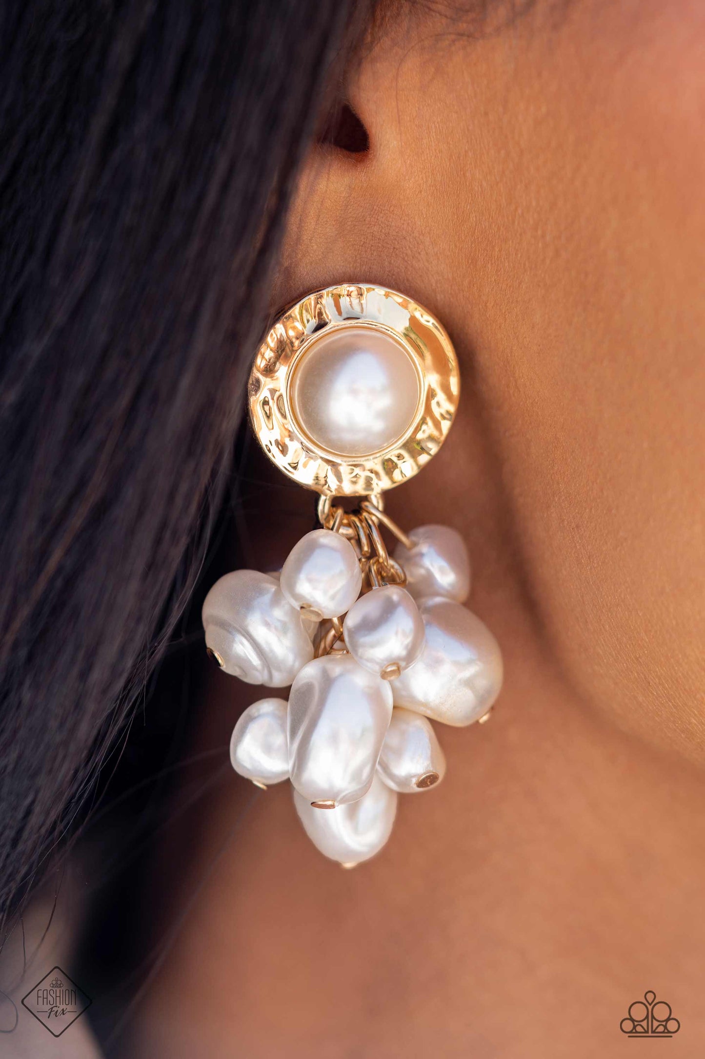 Paparazzi - Fiercely 5th Avenue - Fashion Fix Set TIMELESS