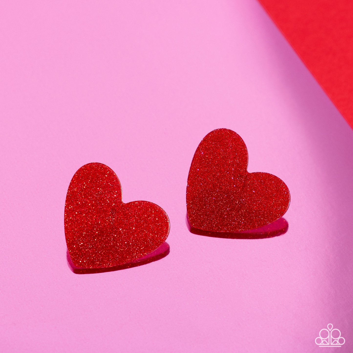 Paparazzi - Sparkly Sweethearts - Red Earrings