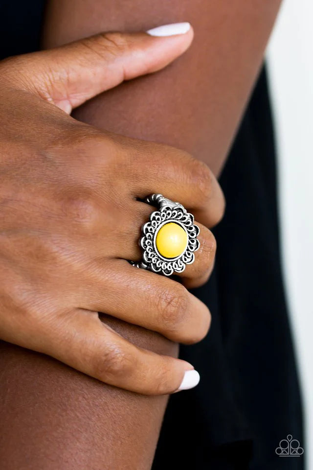 Paparazzi Ring - Garden Stroll - Yellow