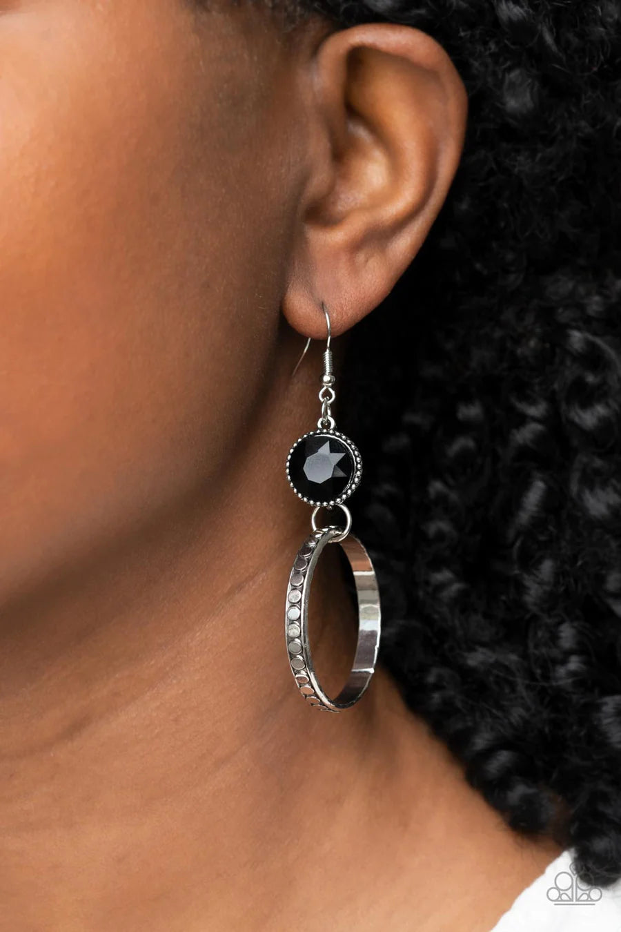 Standalone Sparkle - Black Earrings Paparazzi