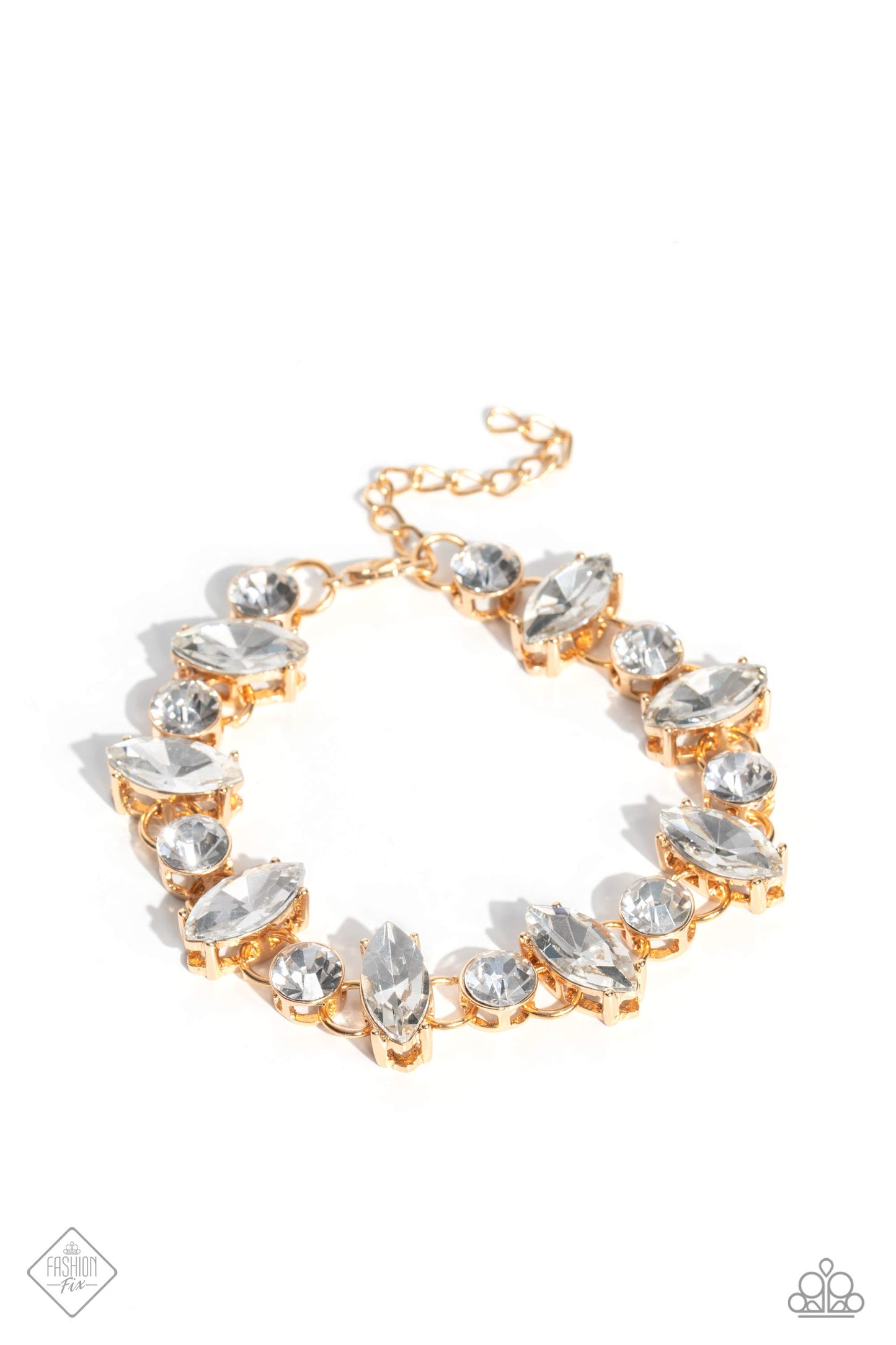 Paparazzi Exclusively Extravagant Gold Bracelet