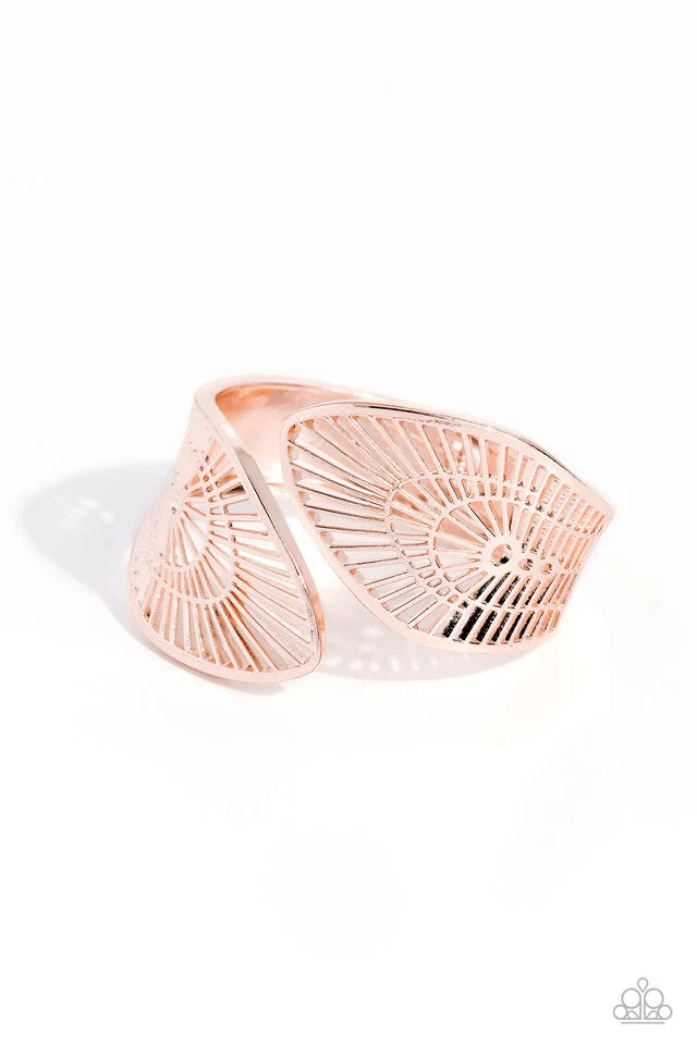 Paparazzi Bracelet ~ Palatial Palms - Rose Gold