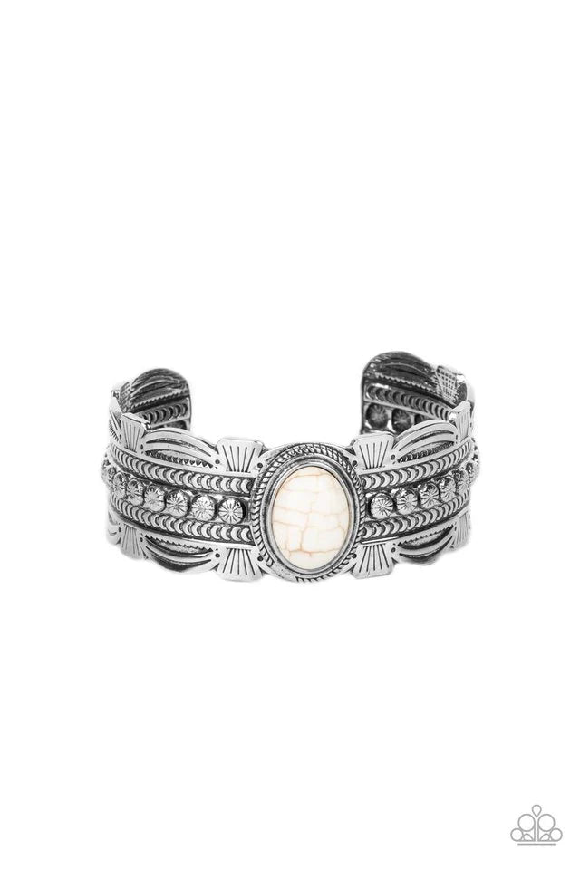 Paparazzi Desert Stroll - White Bracelet