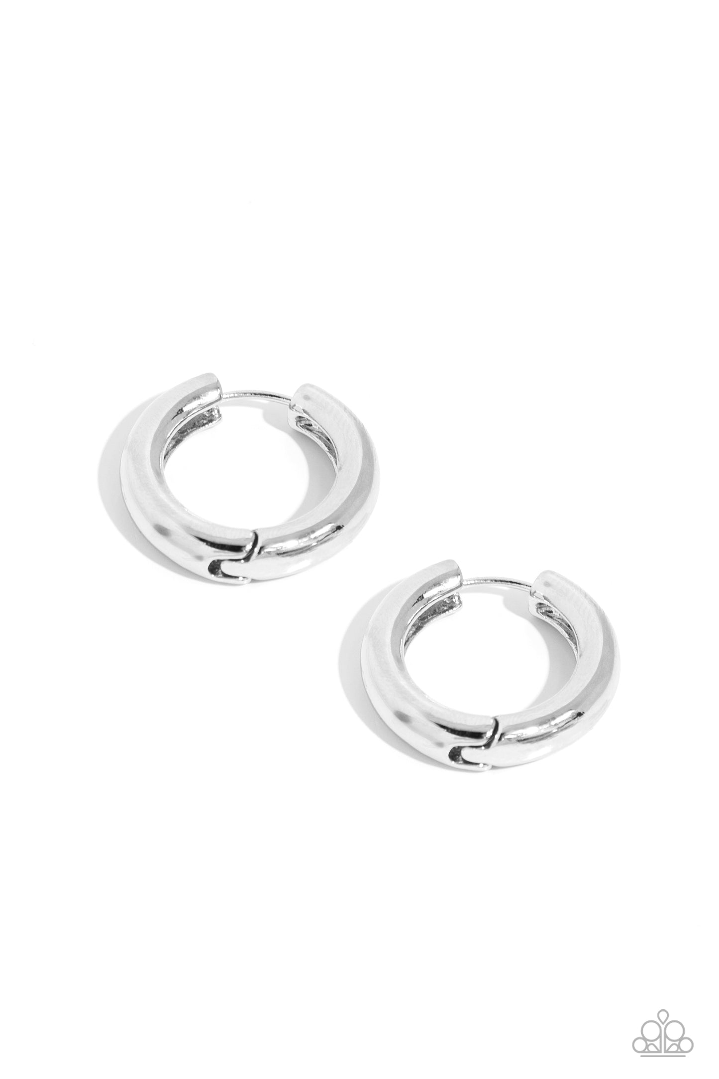 Paparazzi - The New Classic - Silver Earrings