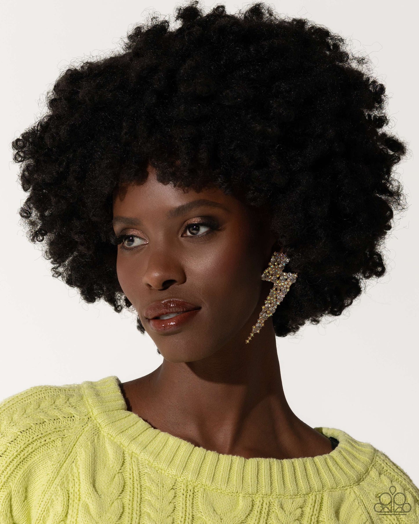 Paparazzi - Electric Effulgence - Gold Earrings