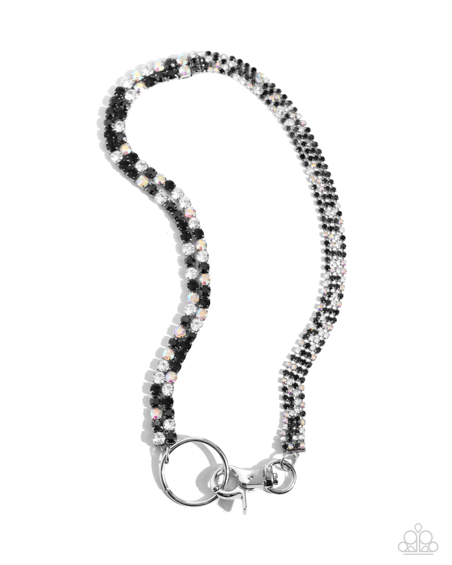 Paparazzi - Chic Connection - Silver Necklace