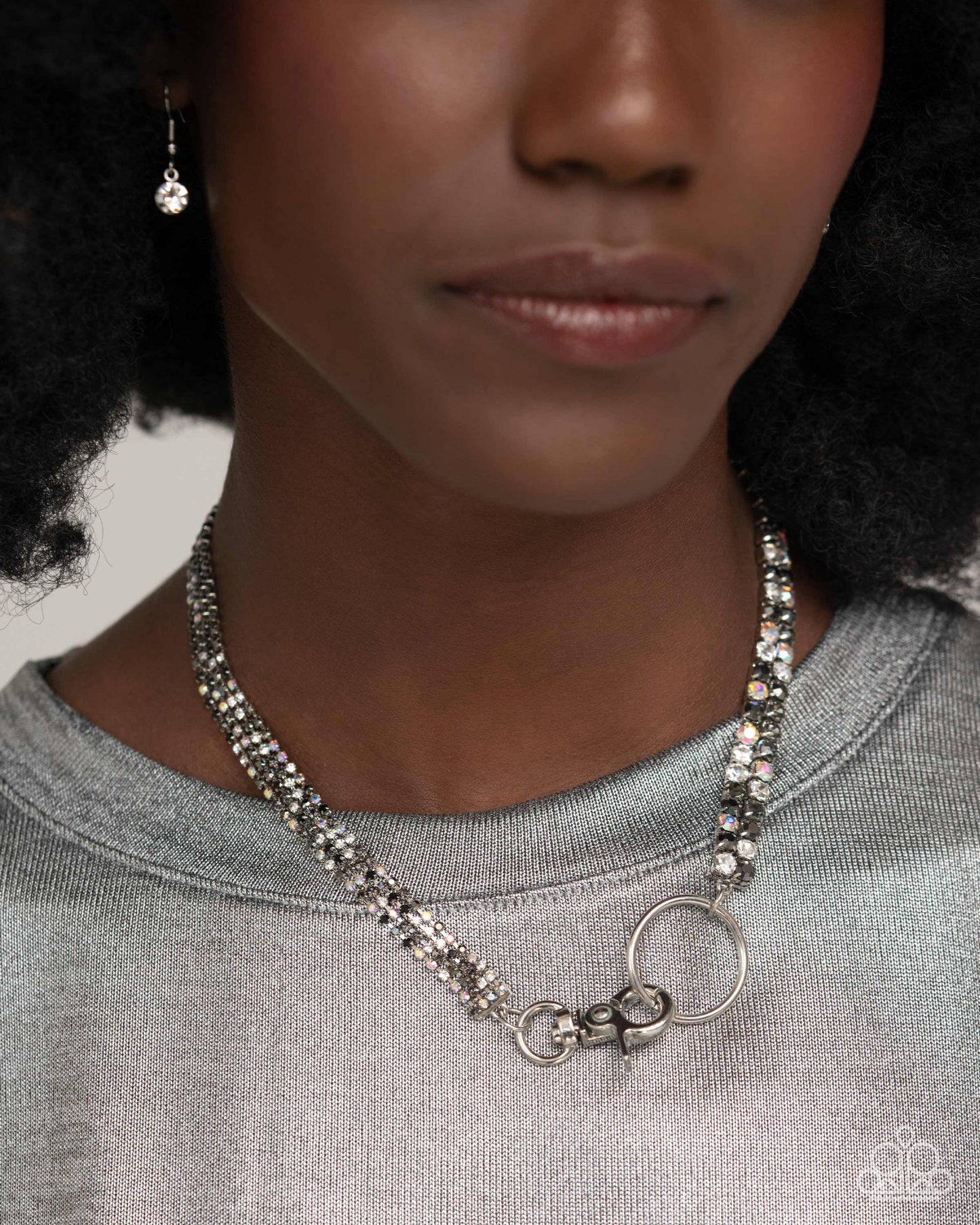 Paparazzi - Chic Connection - Silver Necklace