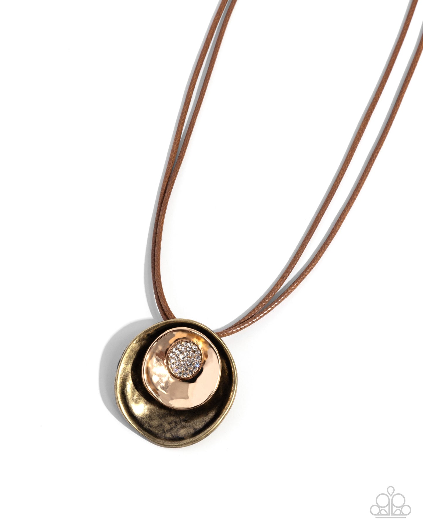 Paparazzi - Duchess Disc - Brass Necklace