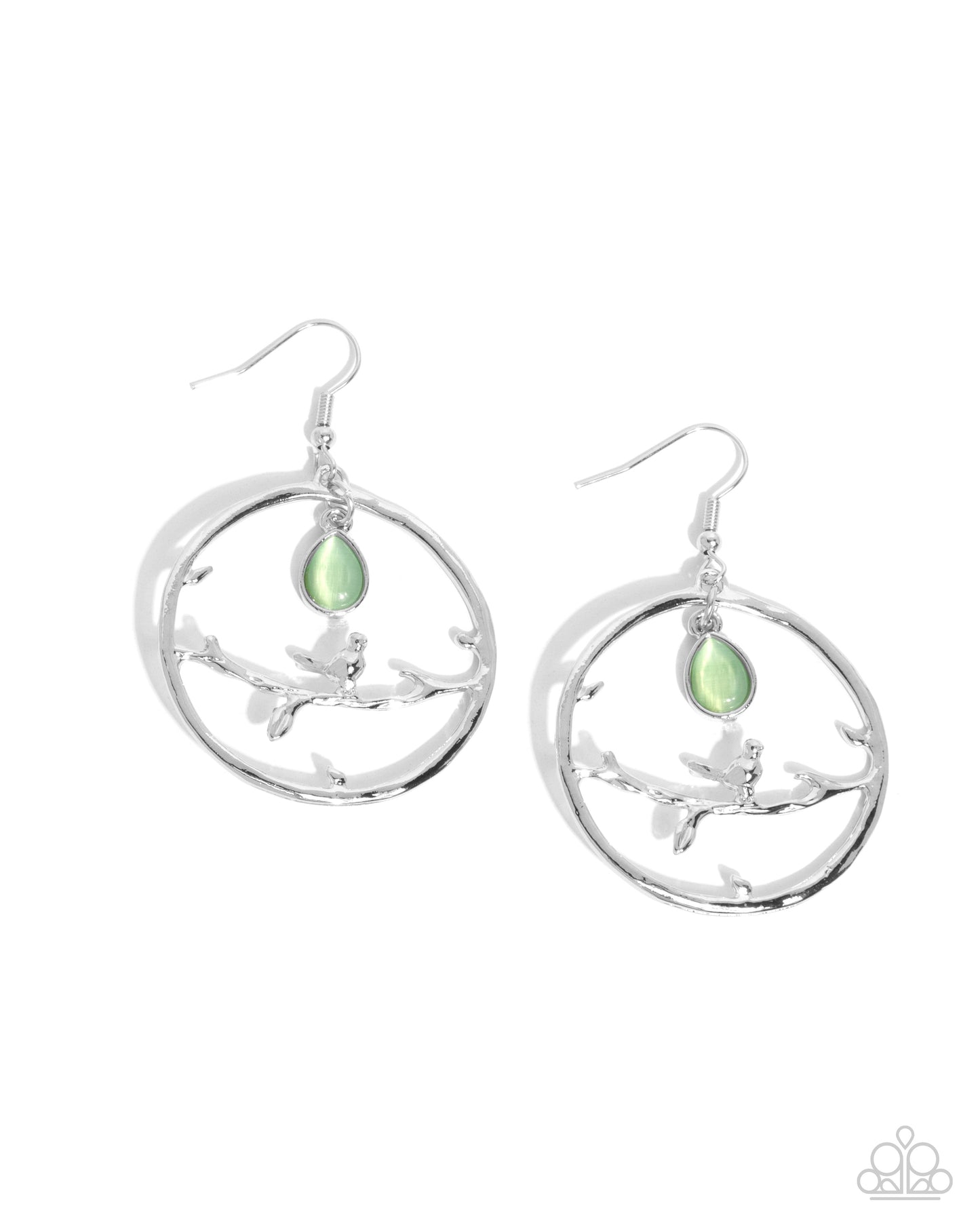 Paparazzi - Picturesque Scene - Green Earrings