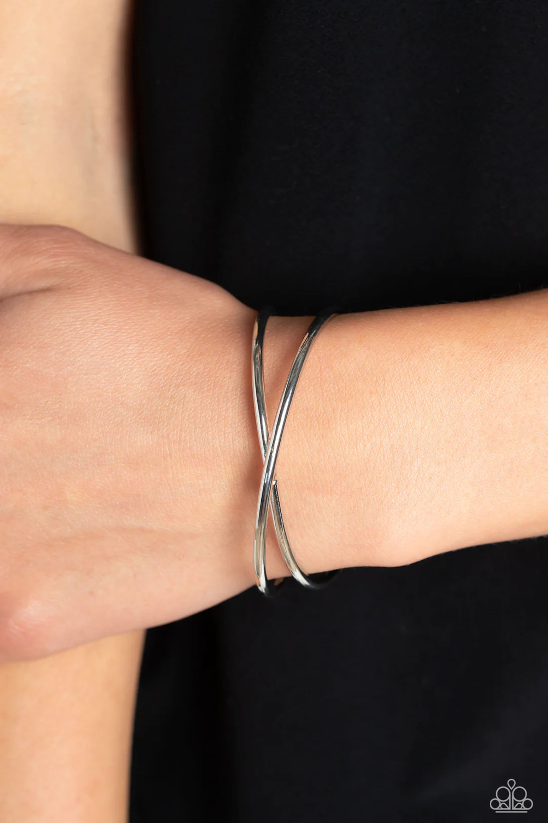 Paparazzi Teasing Twist Silver Bracelet