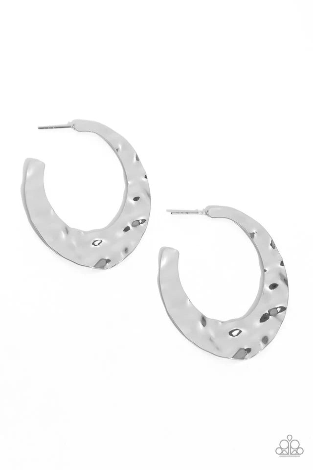 Paparazzi Make a Ripple - Silver Earrings