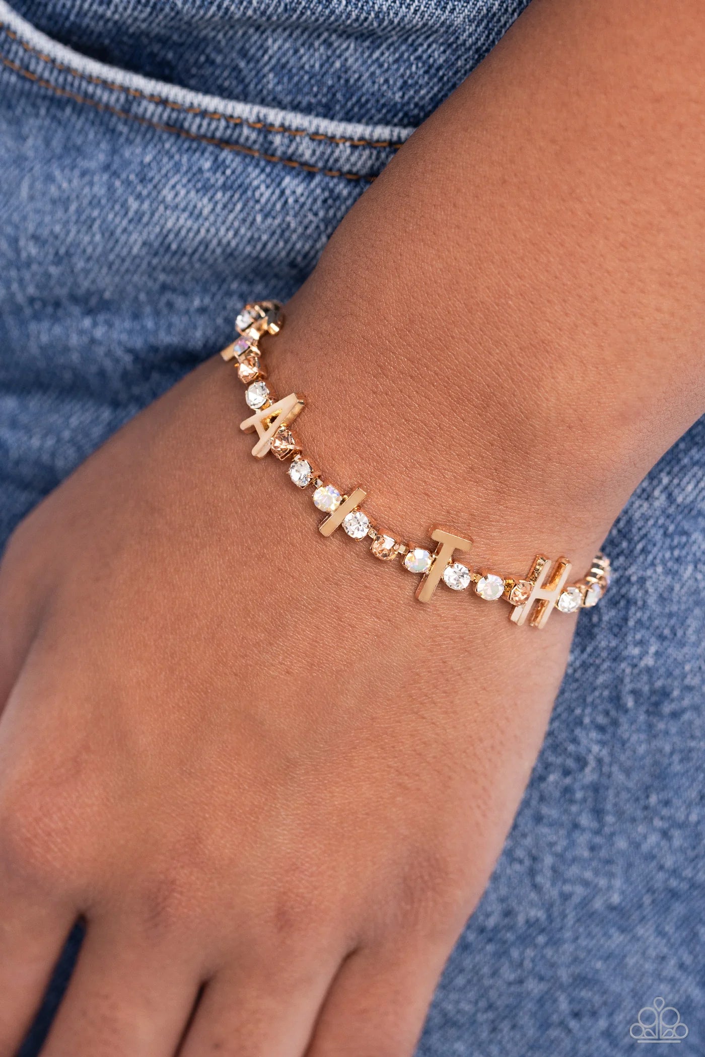 Paparazzi - In Good Faith - Gold Bracelet