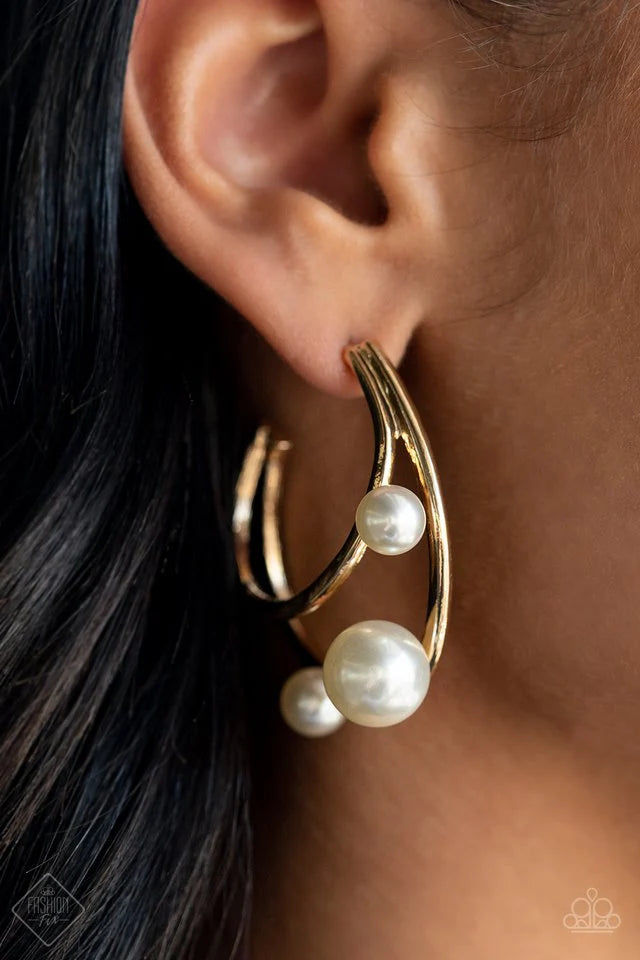 Paparazzi Metro Pier Gold Earrings