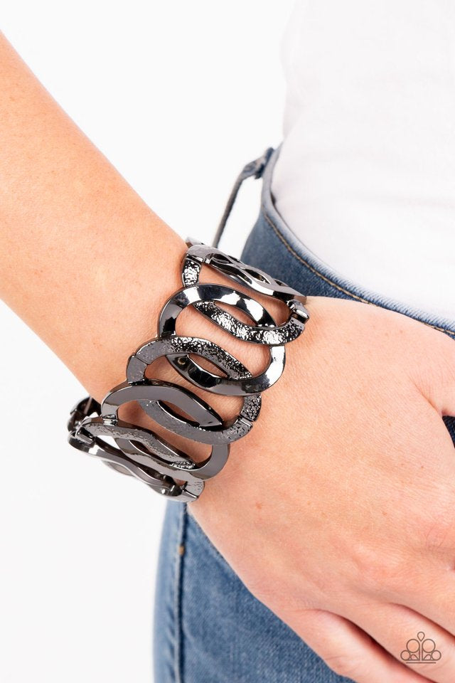 Paparazzi Industrial Indulgence Black Bracelet