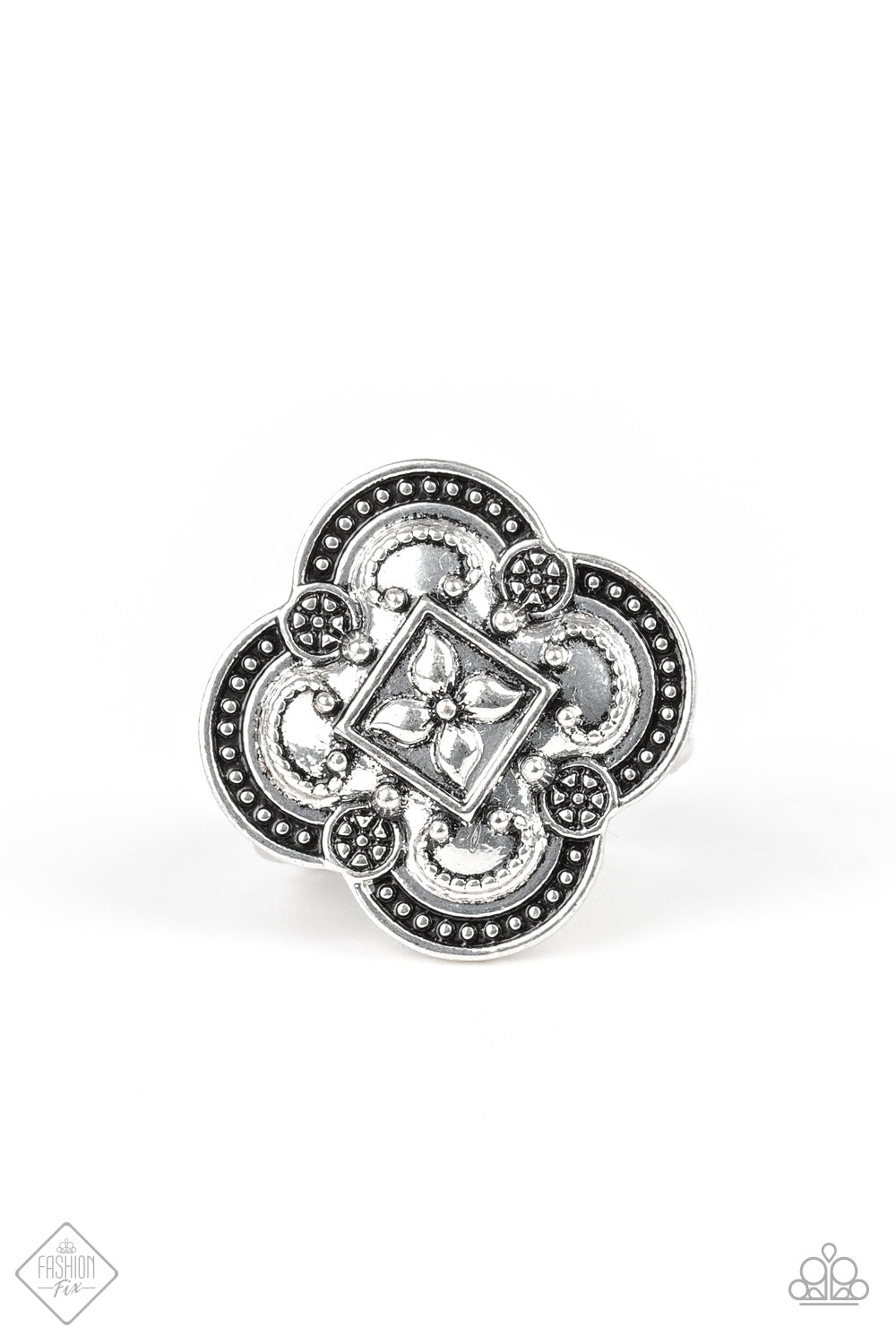 Paparazzi Ring - Your Royal Rogue-ness