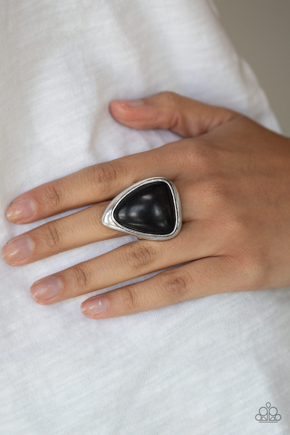 Paparazzi Ring Stone Scene - Black