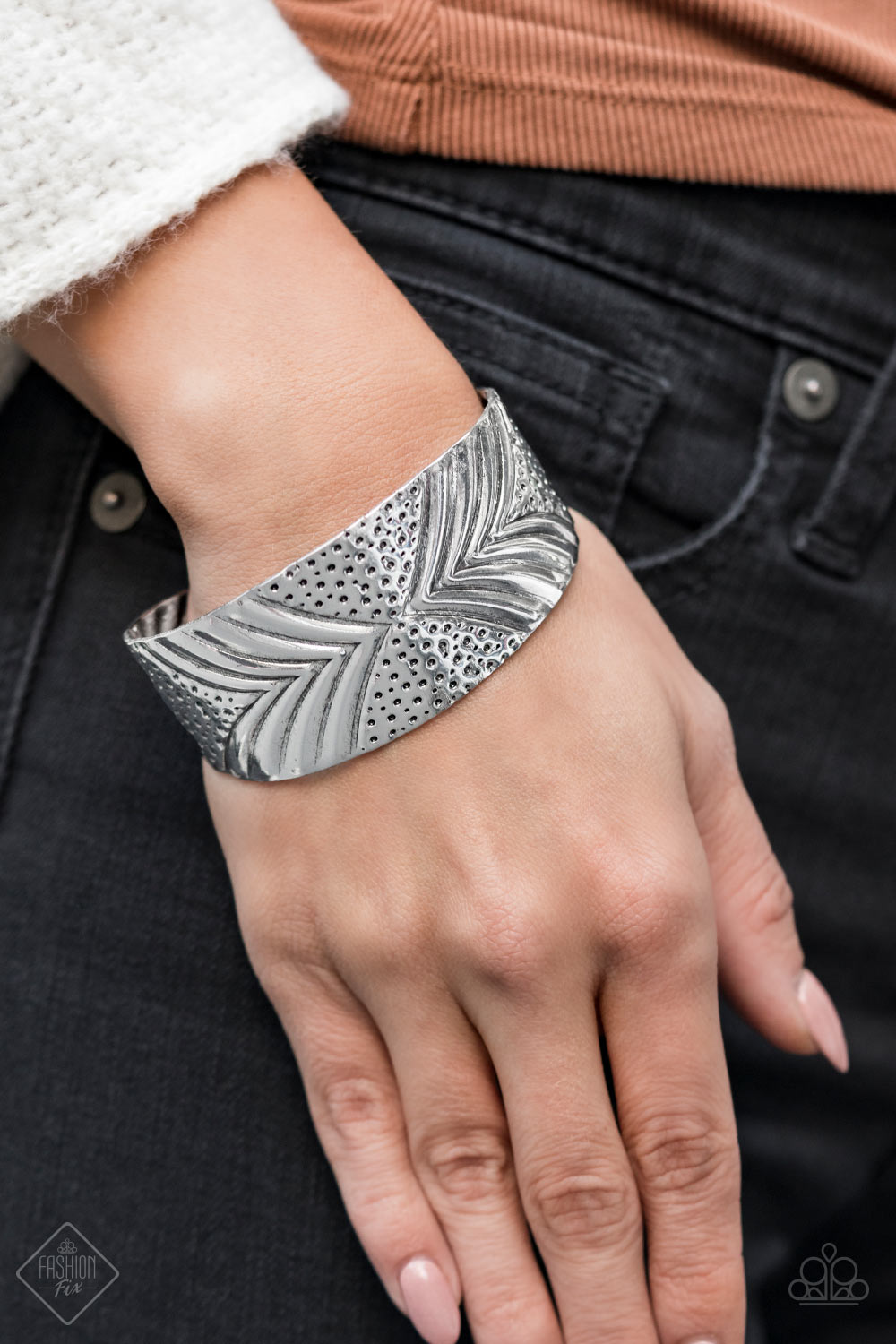 Paparazzi Bracelets Geo Guru-Silver