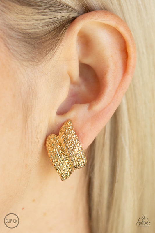 Paparazzi CLIP-ON Texture Twist Gold Earrings