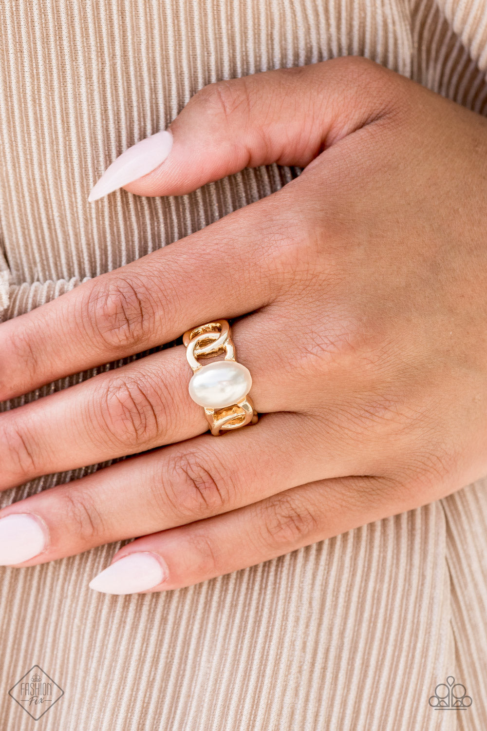 Paparazzi Ring Glamified Glam - Gold