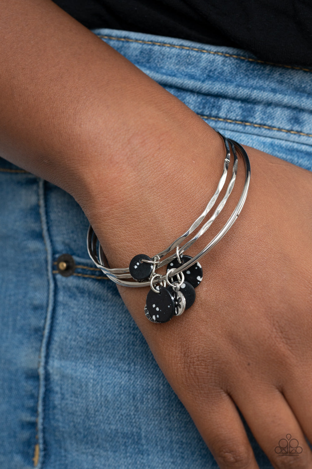 Prairie Plains - Black Paparazzi Bracelet