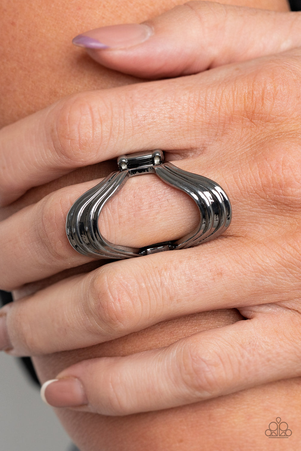 Paparazzi Ring - Keep An Open Mind - Black