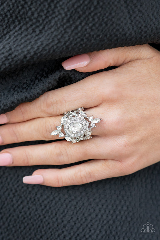 Paparazzi Mega Stardom White Ring