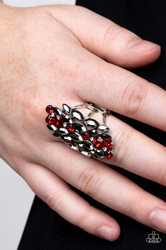 Paparazzi - Smoky Smolder - Red Ring