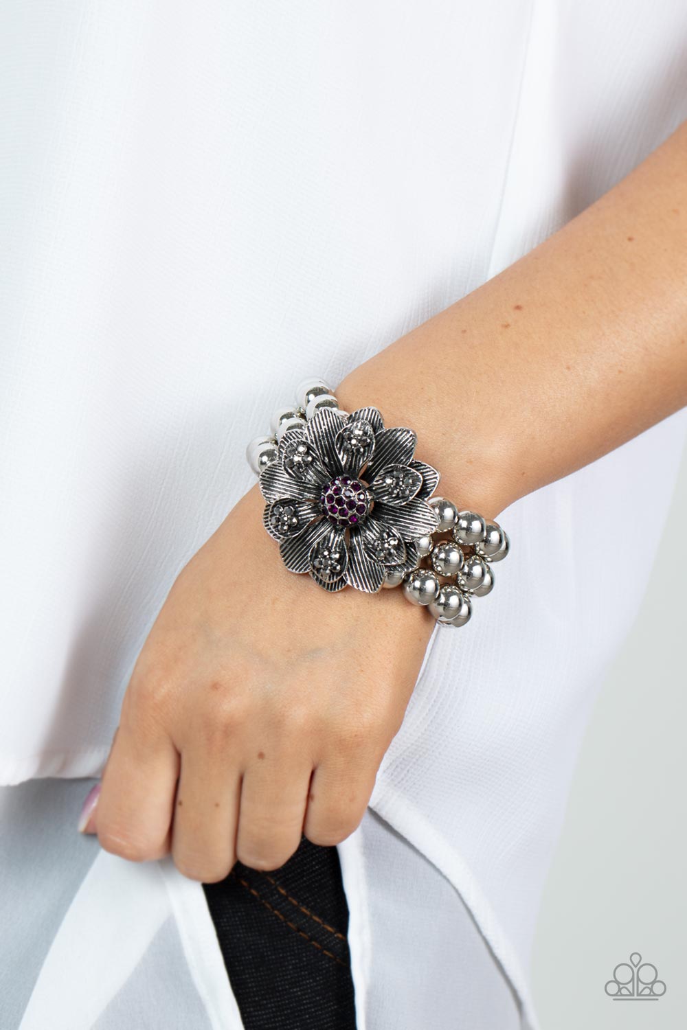 Paparazzi Botanical Bravado - Purple (Iridescent)Bracelet