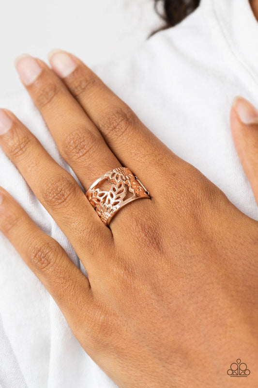 Paparazzi - Farmhouse Foliage - Rose Gold Ring