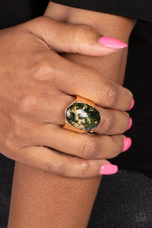 Paparazzi - Gold Leaf Glam - Black Ring