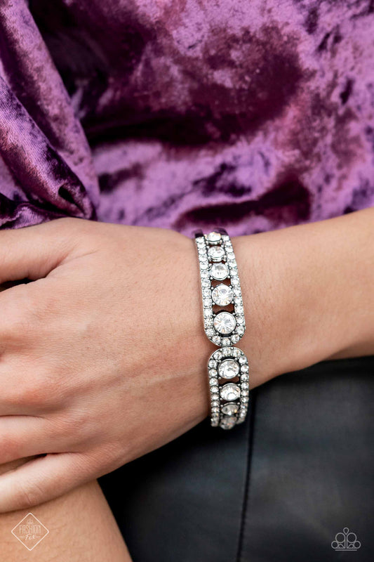 BB Spellbinding Splendor - Paparazzi White Bracelet