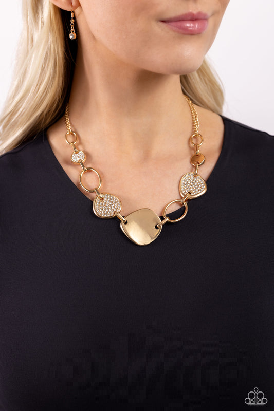 Paparazzi - Asymmetrical Attention - Gold Necklace