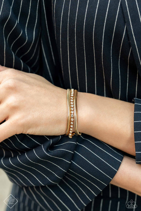 Paparazzi - A SQUARE Treasure - Gold