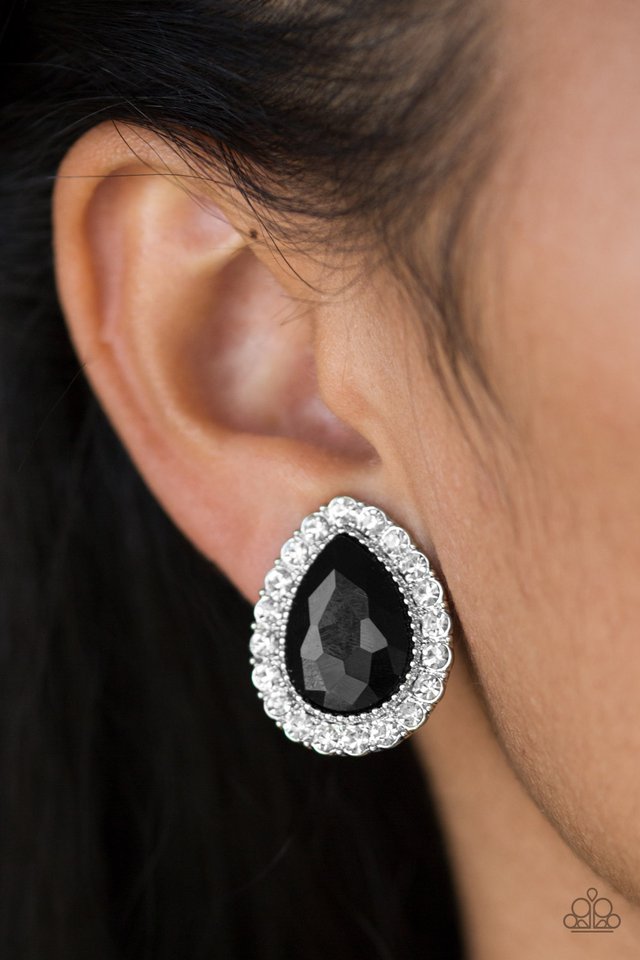 Paparazzi Clip-on Earrings-All HAUTE and Bothered - Black